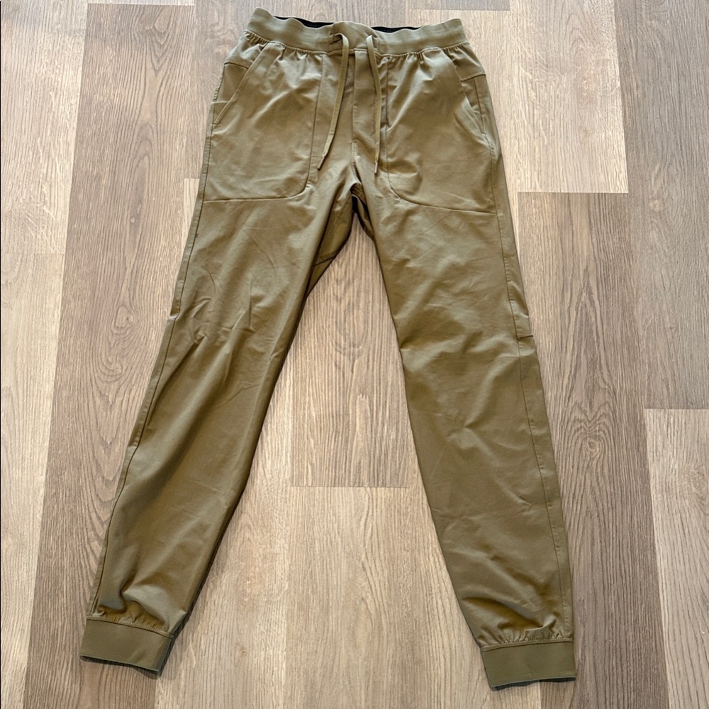 lululemon Men's Khaki Joggers